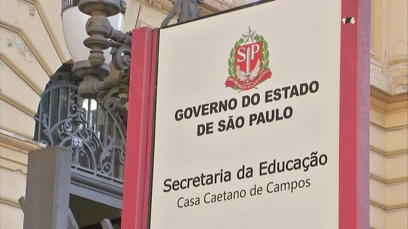 Governo de SP faz leilão para privatizar a construção de escolas estaduais