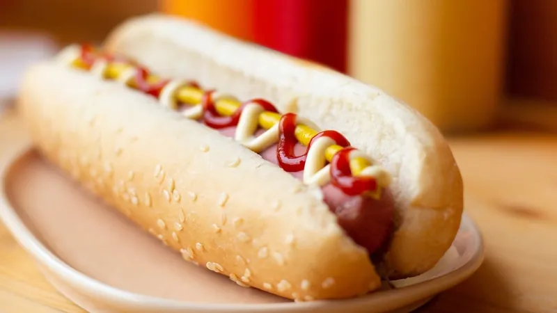 Dia do cachorro-quente: conheça a origem do hot dog