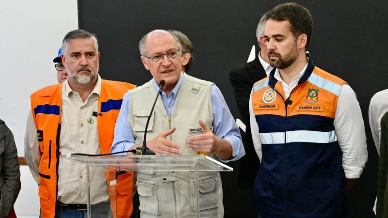 Alckmin anuncia R$ 741 milhões para cidades do RS afetadas por ciclone |  Band