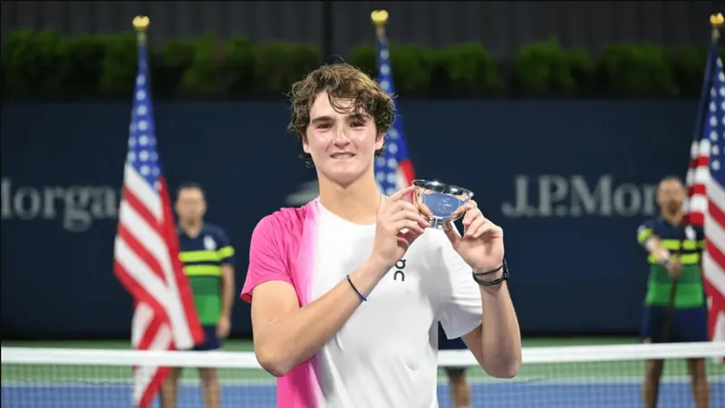 João Fonseca conquistou o US Open juvenil 