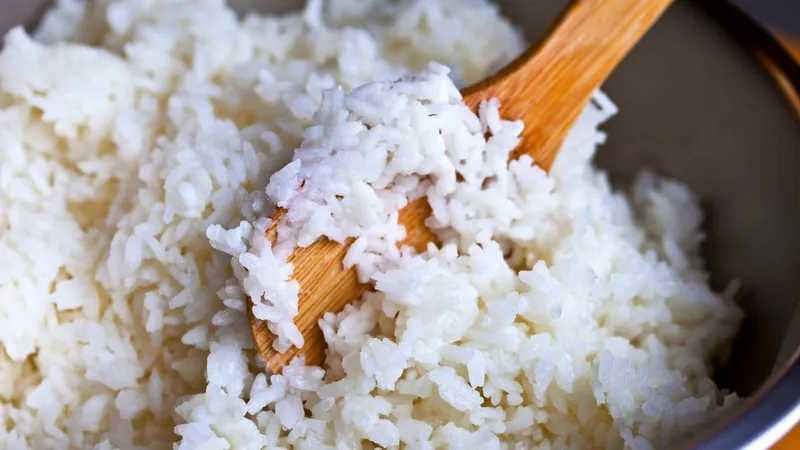 Qual a medida de água para o arroz soltinho?