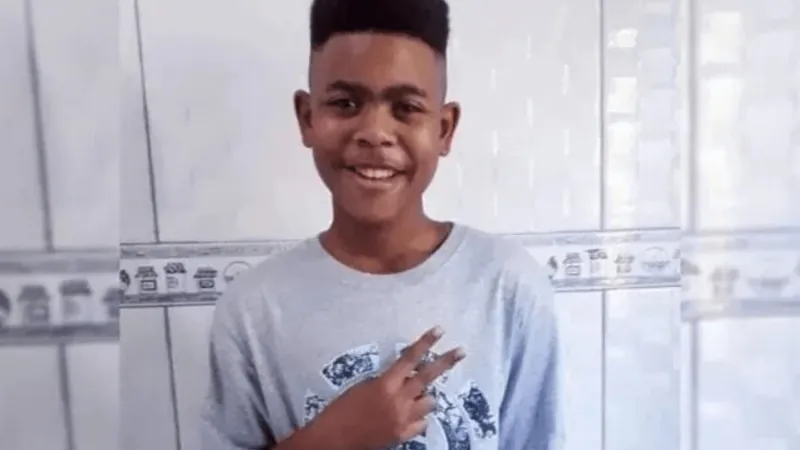 Três anos após morte de adolescente, Justiça do Rio vai ouvir policiais civis