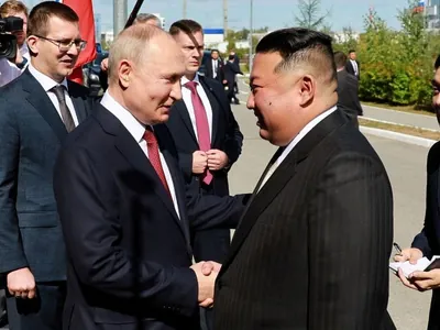 Rússia diz que está desenvolvendo relações com a Coreia do Norte