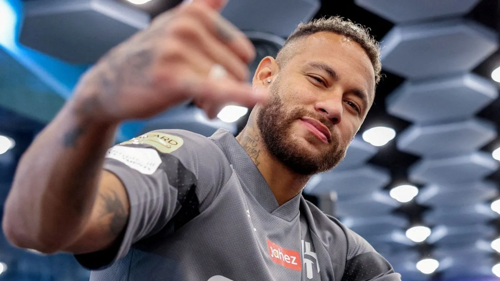 Contra o Al-Raed, Neymar vai jogar hoje no Al-Hilal ou não?