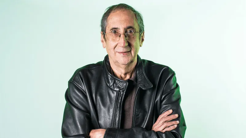 Ícone do rádio brasileiro, Pedro Luiz Ronco celebra 50 anos de sucesso