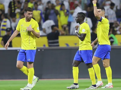 Com gols de Talisca e Cristiano Ronaldo, Al Nassr vence Damac de