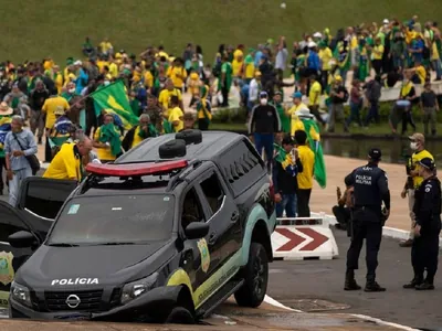 PGR denuncia 1º financiador do 8 de janeiro por 5 crimes com pena de 30 anos