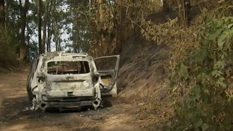 Homem é encontrado morto em carro incendiado após sair para encontro amoroso