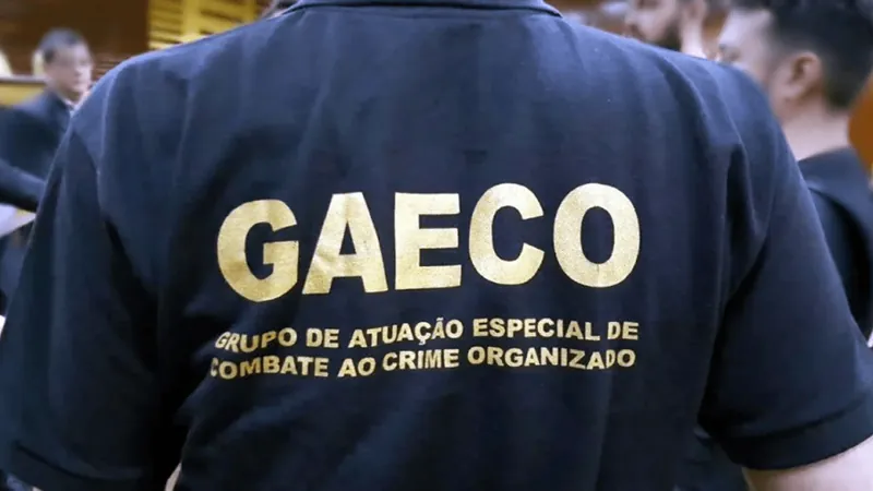 Policiais do GAECO em operação