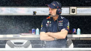 Red Bull anuncia saída do projetista Adrian Newey