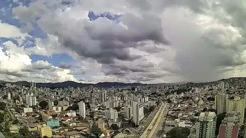 BH pode ter pancadas de chuva com raios e ventos de 45 km/h