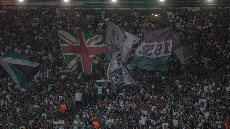 Torcida do Fluminense arrecada mais de R$ 200 mil para festa na Libertadores