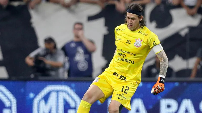 "É o direito dela", diz Cássio sobre vaias da torcida após empate do Corinthians