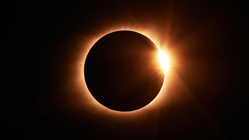 Outubro de 2023 tem eclipse poderoso e astrologia promete novos começos no mês