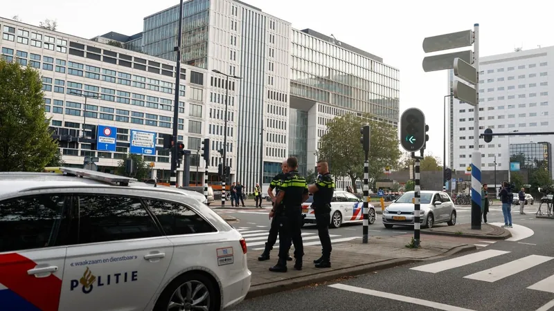 VÍDEO: Atirador é preso após ataque em hospital na Holanda