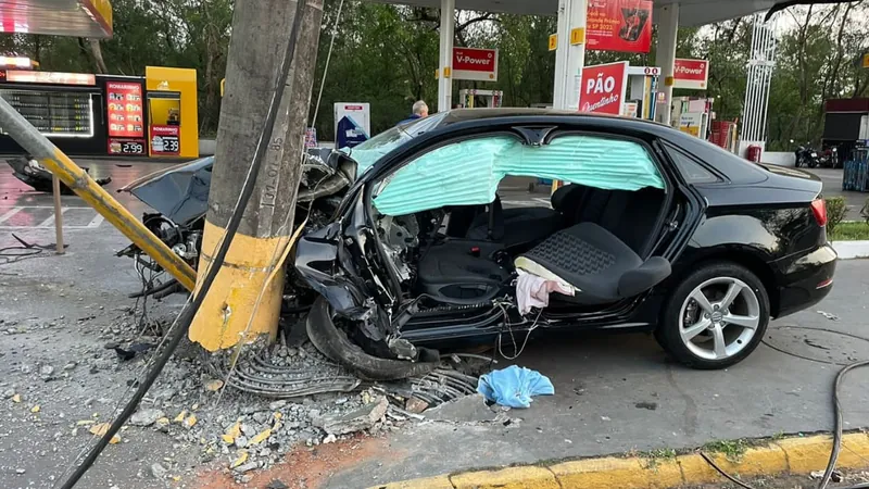 O acidente foi em um posto de combustíveis de Prudente