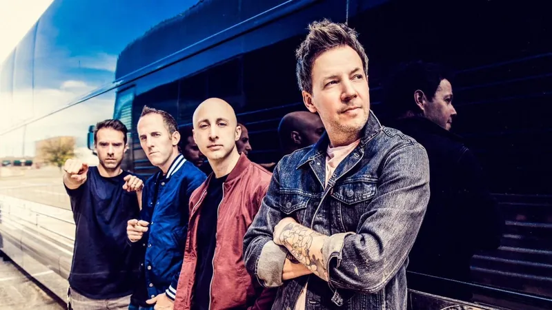 I Wanna Be Tour: Festival reúne Simple Plan, Asking Alexandria e mais em BH