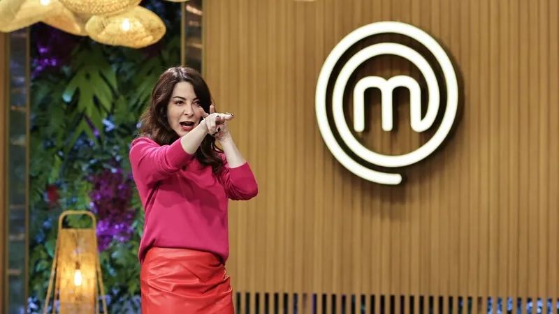 MasterChef Profissionais: Ananda é eliminada e emociona Ana Paula