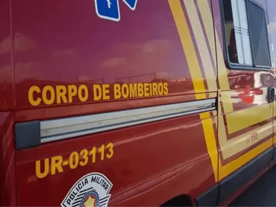 Três pessoas e um bebê são resgatados após acidente de trânsito em Cruzeiro 
