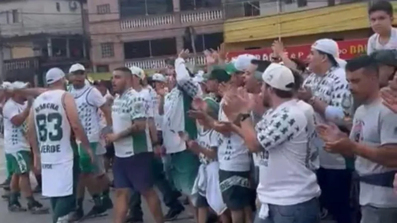 Torcida Do Palmeiras Protesta Contra Leila: "Seu Dinheiro Não Compra ...