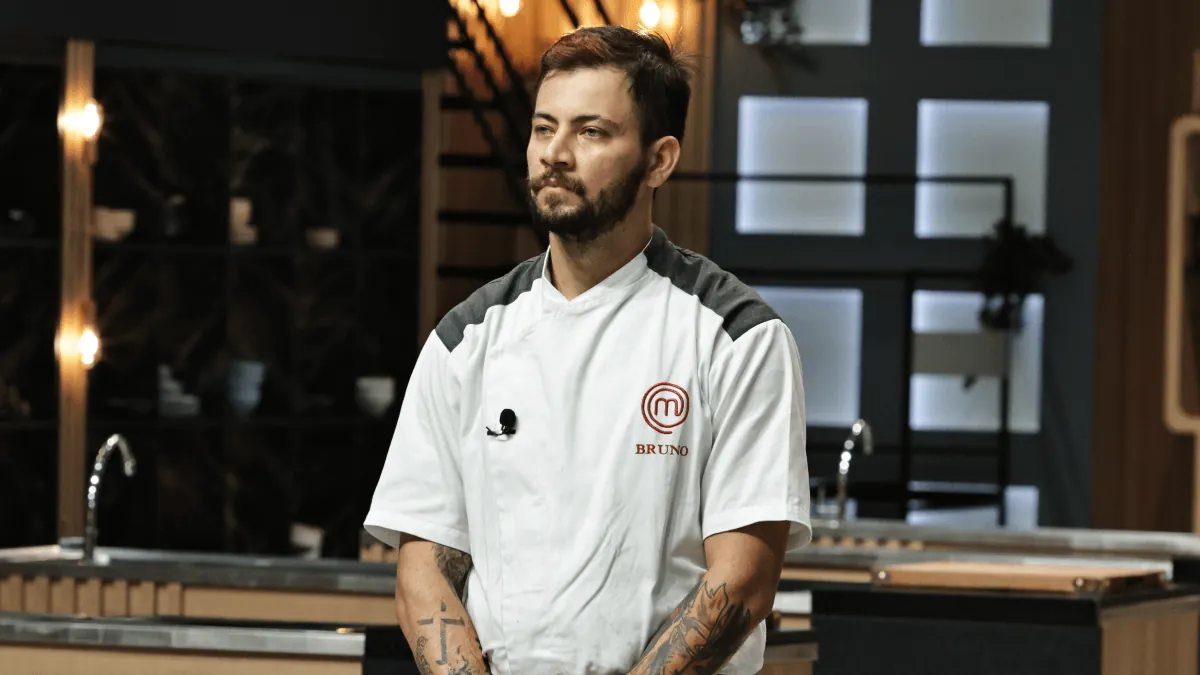 Chefs disputam partes do porco no MasterChef Profissionais