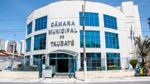 Câmara de Taubaté vota reajuste salarial para prefeito, vice e secretários