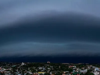 Alerta de chuvas intensas é estendido no Vale do Paraíba até o final da semana