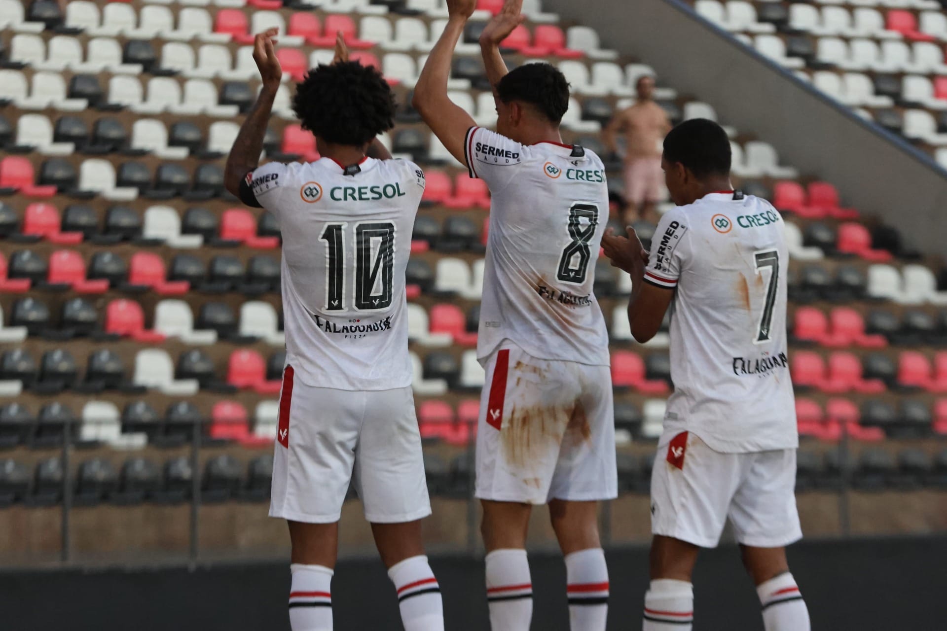 São Paulo é o time que mais realizou cruzamentos no Campeonato