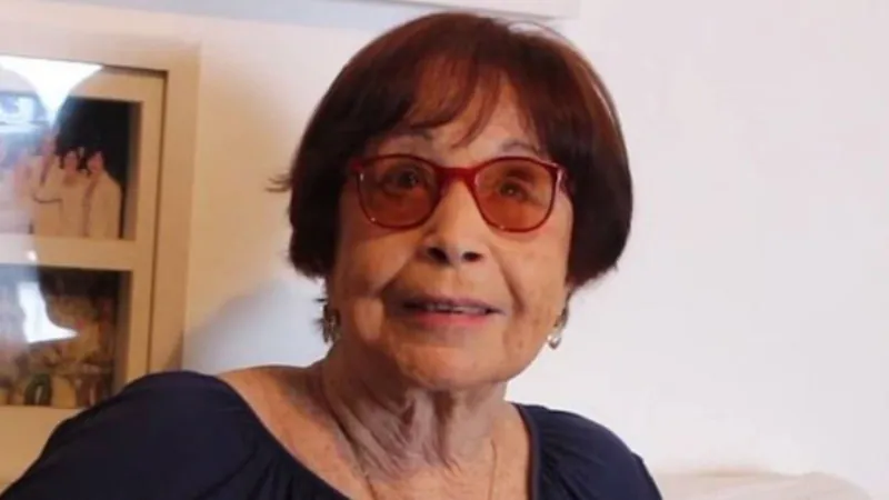 Morre Cyva, cantora do Quarteto em Cy, aos 85 anos