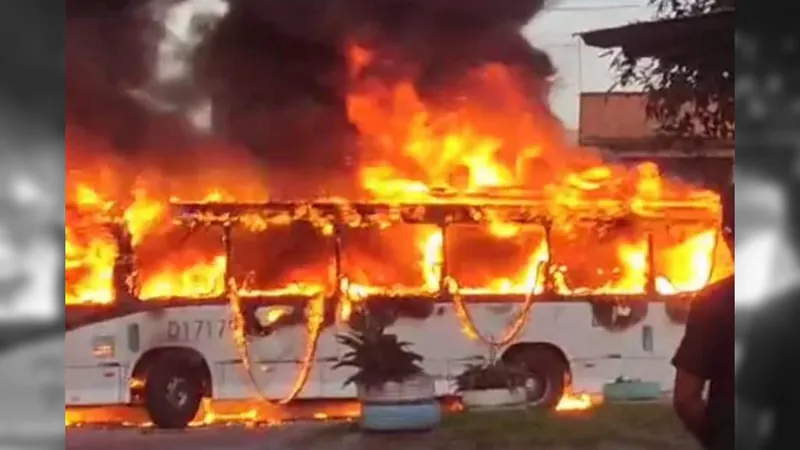 Trens e ônibus da cidade do Rio ainda circulam com restrições