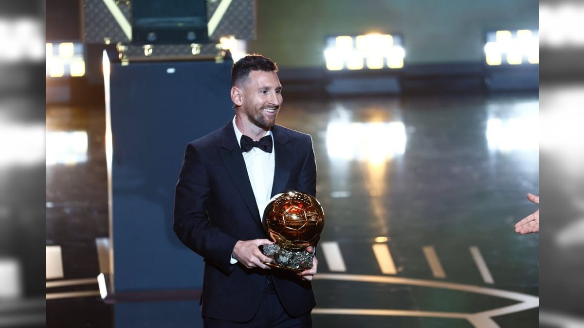 Lionel Messi conquista a Bola de Ouro pela 8ª vez