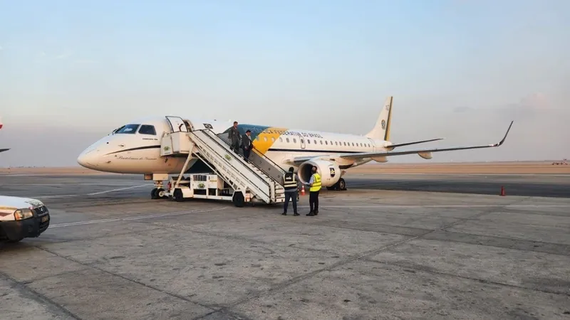 Novo avião brasileiro chega ao Egito com ajuda humanitária para civis em Gaza