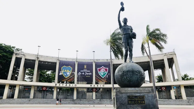 Conmebol reúne clubes sobre segurança da final; jogo pode acontecer sem torcida