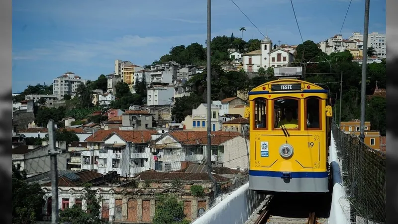 Bonde de Santa Teresa reinaugura ramal Paulo Mattos após mais de 10 anos