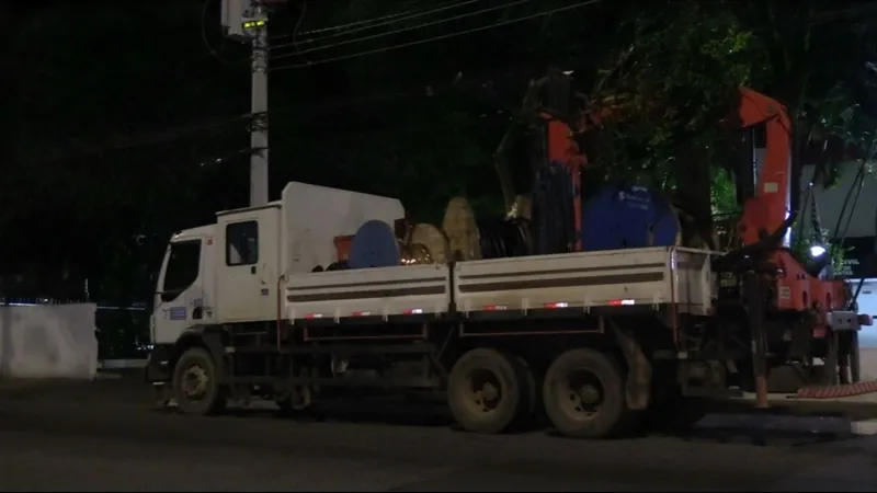 Criminosos invadem depósito e roubam caminhão da Via Mobilidade em SP