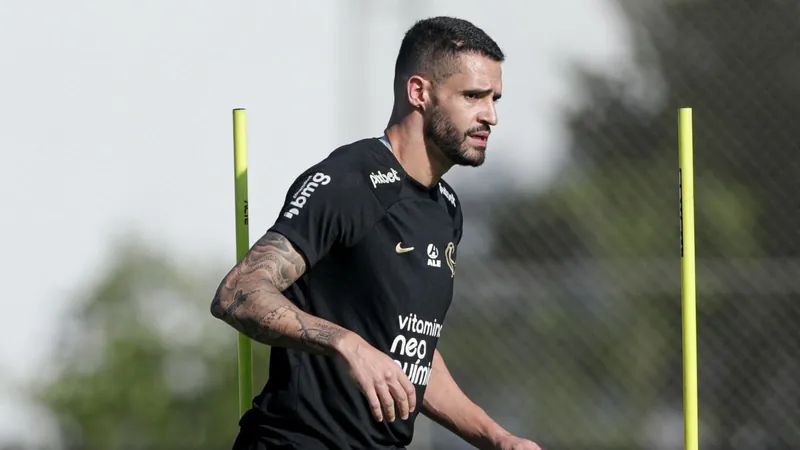 Renato Augusto tem futuro incerto no Corinthians e pode não renovar para 2024