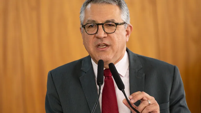 O ministro de Relações Institucionais, Alexandre Padilha