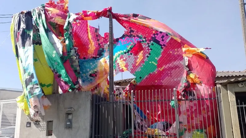 Suspeitos por soltar balão são presos em São José dos Campos