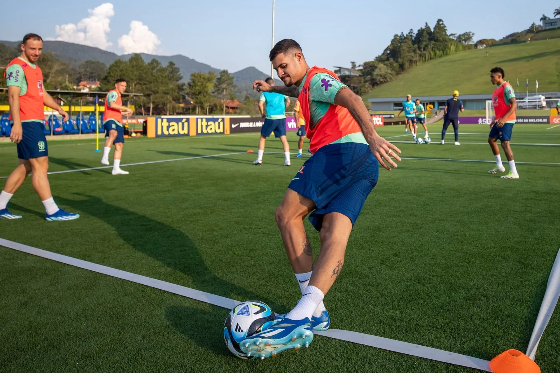 Onde vai passar o jogo da COLÔMBIA X BRASIL Hoje (16/11)? Passa na GLOBO ou  SPORTV? Veja onde assistir COLÔMBIA X BRASIL ao vivo com imagens - Portal  da Torcida