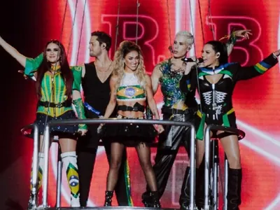 RBD encerra turnê no Brasil com homenagens e gravação de DVD surpresa