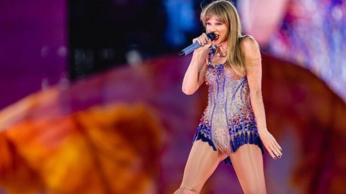 Fã de Taylor Swift joga sal grosso no Allianz Parque antes de show da  cantora - Billboard Brasil