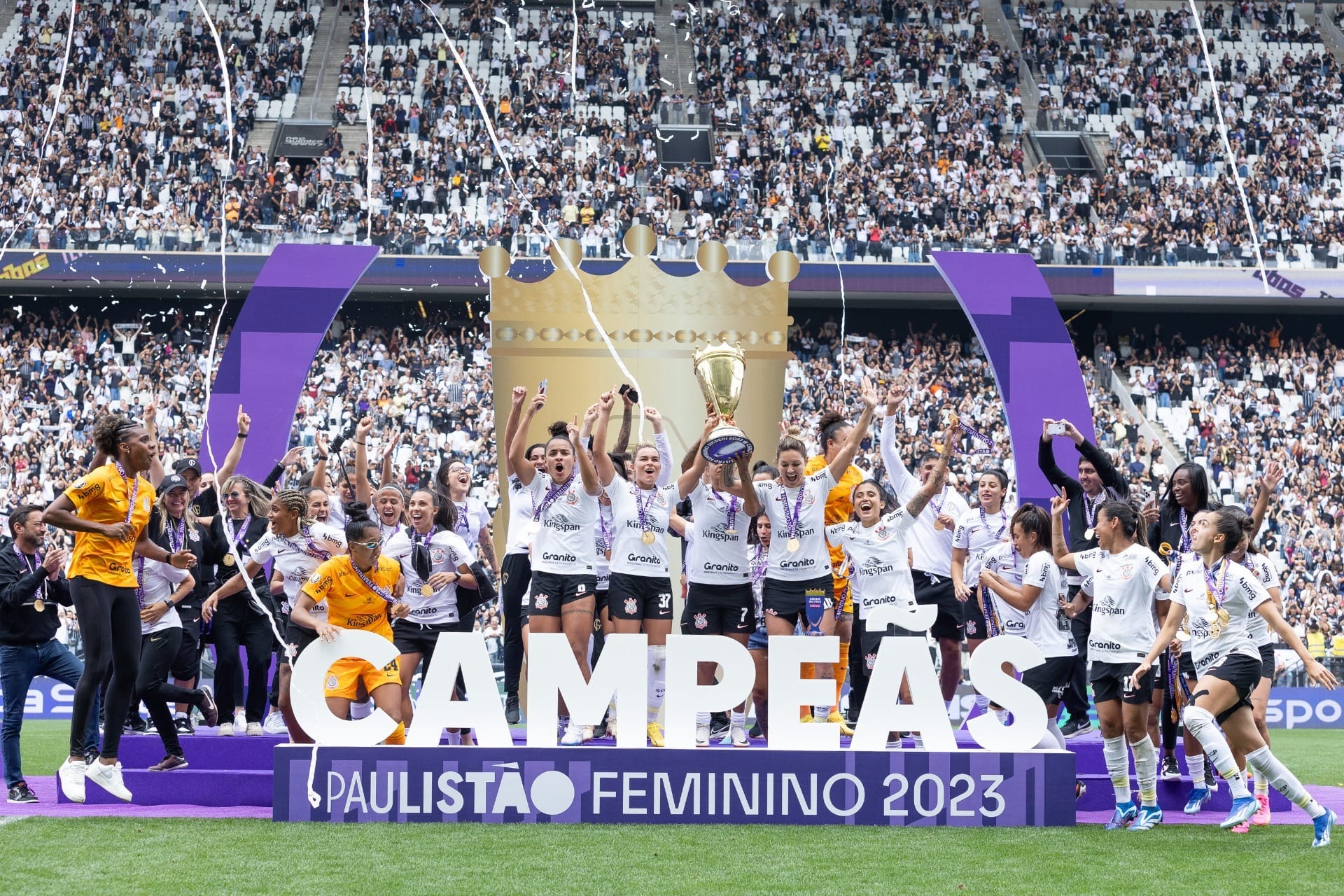 Final Paulistão feminino: Timão goleia São Paulo e fecha ano