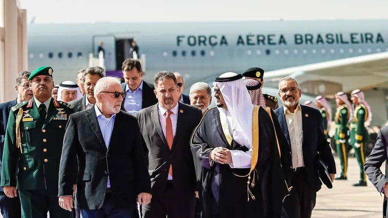 Lula inicia viagem ao Oriente Médio com parada na Arábia Saudita