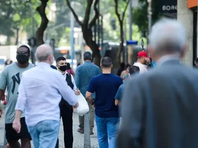 Expectativa de vida sobe pelo segundo ano consecutivo no Brasil