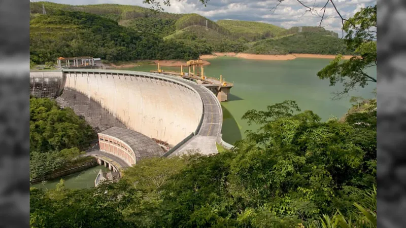 Onda de calor deixa ao menos 20 subestações de Furnas danificadas