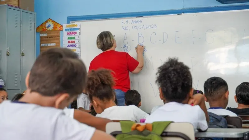 Prefeitura de Taubaté lança concurso público para cargos na área da educação