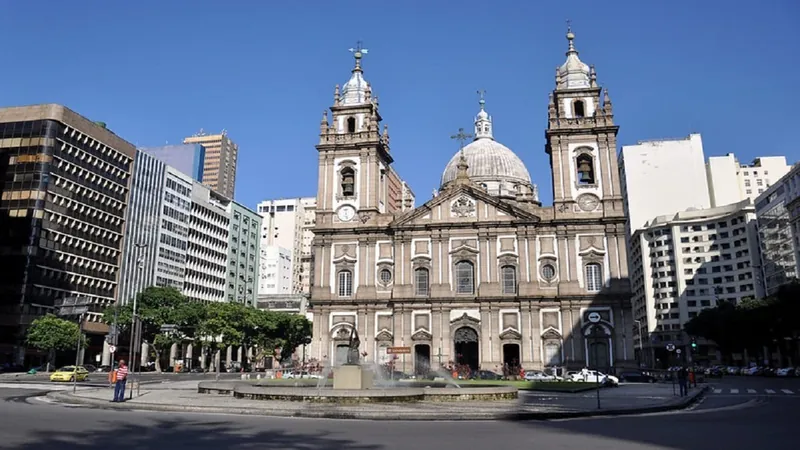 Sinos das igrejas do Centro do Rio vão voltar a badalar a partir de sexta-feira