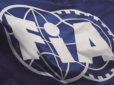 FIA alerta para venda sem autorização de ingressos para GPs da Fórmula 1