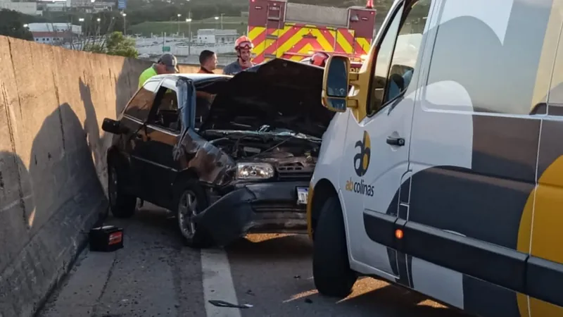 Motorista morre após capotar veículo na Rodovia Santos Dumont, em Campinas