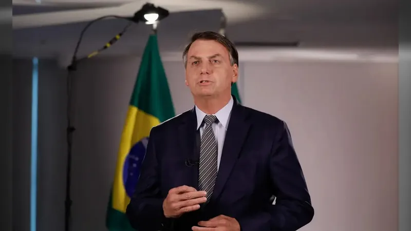 Reinaldo: Setores da imprensa fazem escarcéu e arrumam Bolsonaro como aliado